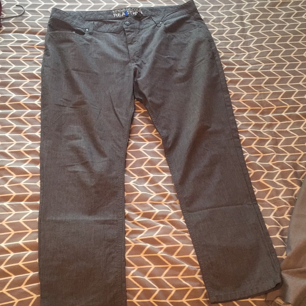 Kenneth Cole Reaction Slacks. Gray. 38/30.